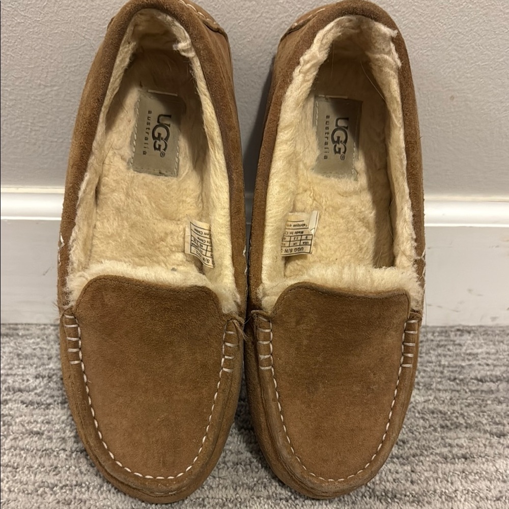 UGG Womens Tan Suede Slip-On Loafers